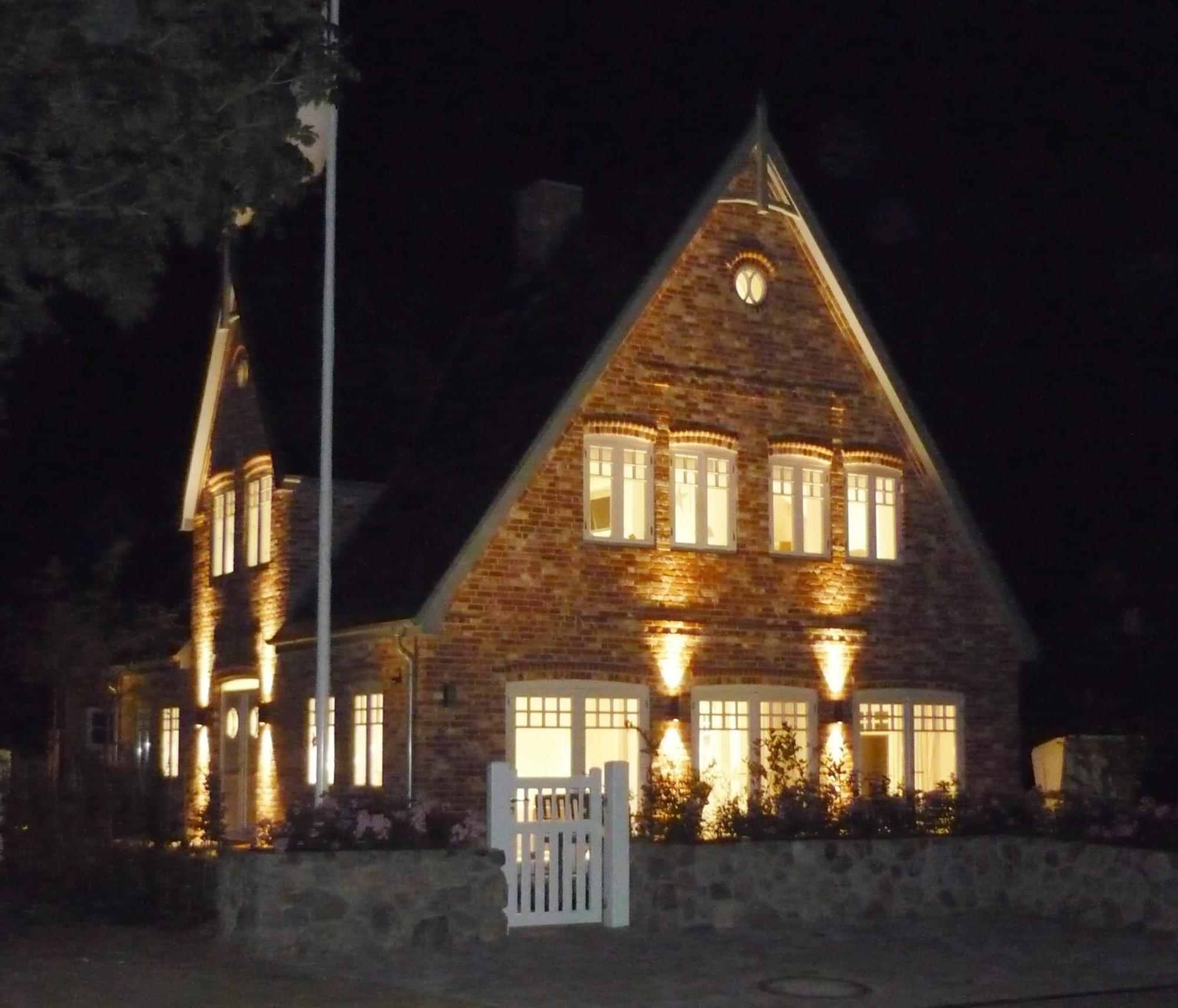 Funkelstern Villa Oldsum Buitenkant foto